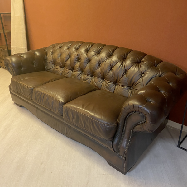 Canapé style Chesterfield